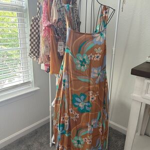 O’Neill swim cover up size medium